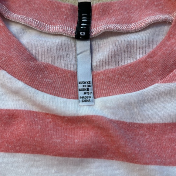 Flash sale 🔥Boho striped crop top Pink/White - Picture 3 of 8